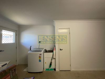 3B Hewett Street, Toll