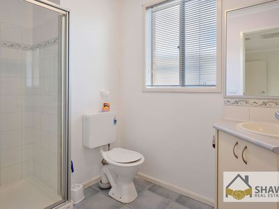 1 Pitanga Gardens, Werribee