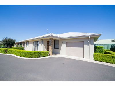 19 / 4 Diane Street, Dubbo