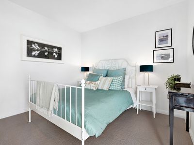 1005 / 480 St Kilda Road, Melbourne