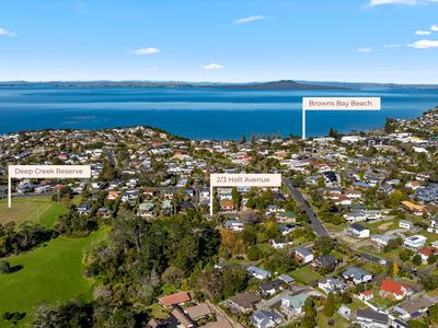 2/3 Holt Avenue, Torbay