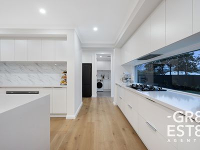 9 Memorial Drive, Narre Warren North