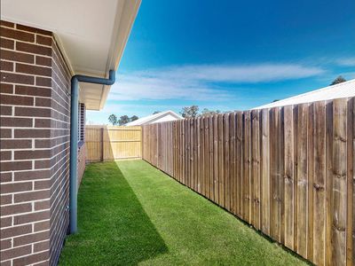 5 Paroo Road, South Maclean