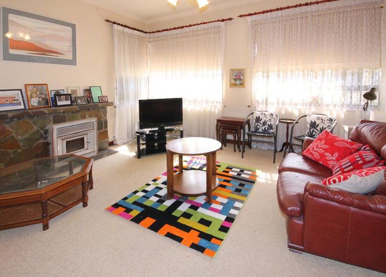 13 Anglesey Avenue, St Georges