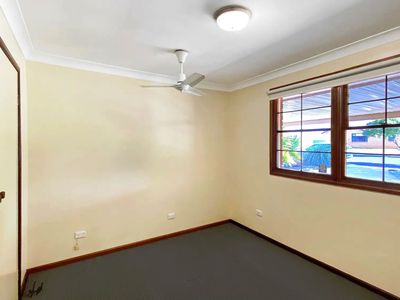 16 Springfield Way, Dubbo