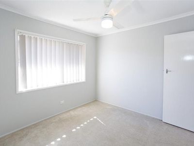 4 Pandeen Road, Rochedale South