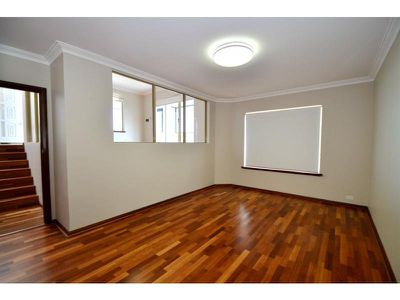 6 Parakeet Way, Coogee