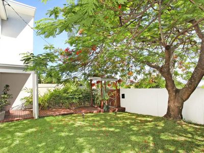 43 Palm Drive, Mooloolaba