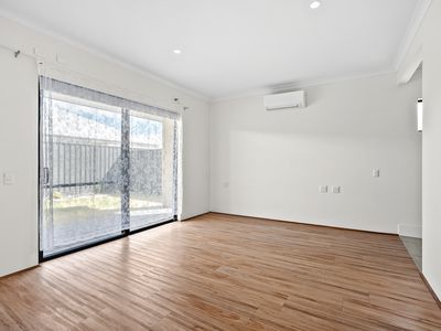 10 Gunwale Avenue, Port Kennedy