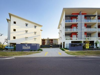 303 / 250 Farrar Boulevard, Johnston