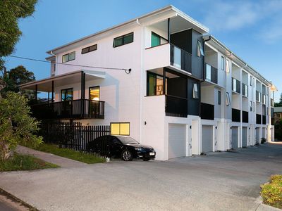 8/126 School Road, Yeronga