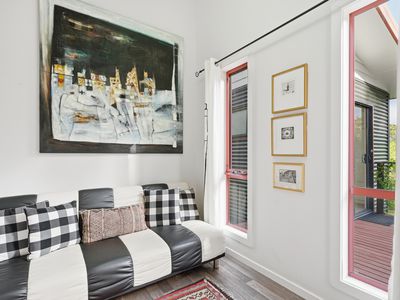 9 Glovers Road, Deep Bay