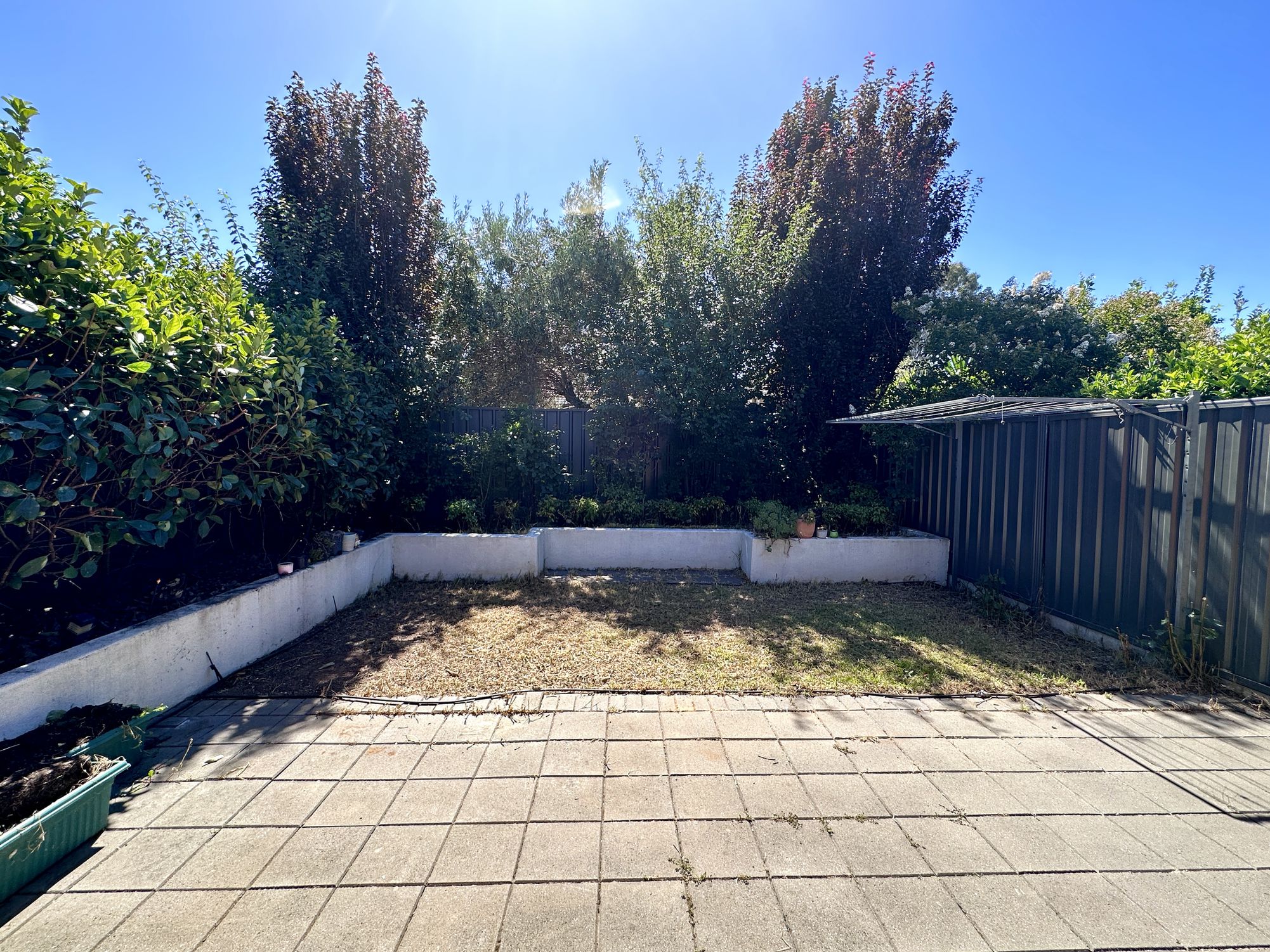 6 Davis Court, Glynde