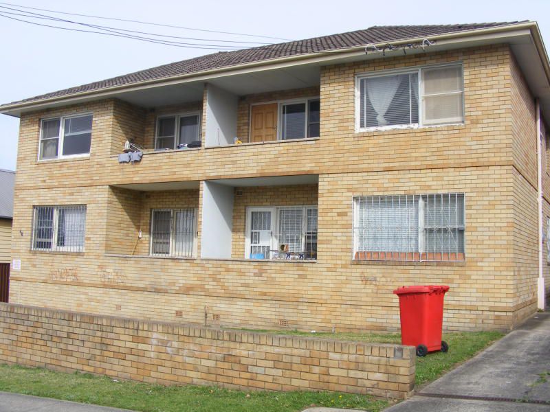 5 / 46 Amy, Campsie