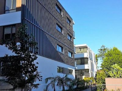 D207 / 1-9 Allengrove Crescent, North Ryde