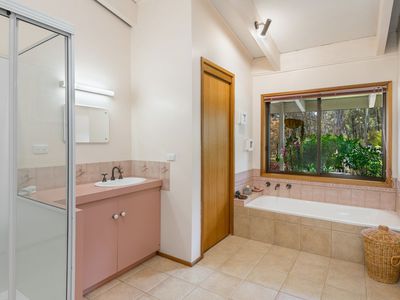 93 Hammill Street, Kangaroo Flat