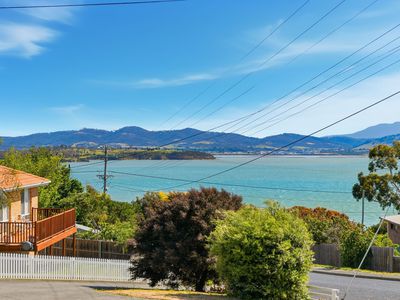 2 / 3 Vancouver Link, Midway Point