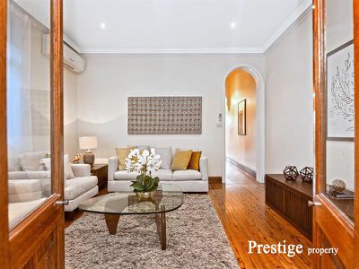 30 Wollongong Road, Arncliffe