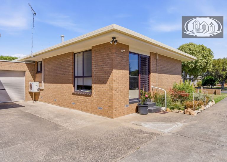 1 / 10 Stewart Street, Portland