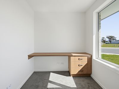 2 Gumnut Court, George Town