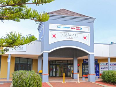 10 Bluefields Parkway , Port Kennedy