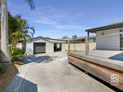 2 Crosby Crescent, Killarney Vale