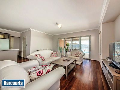 6 Jetty Loop, Yanchep