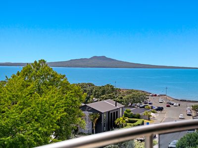 4B/175 Hurstmere Road, Takapuna