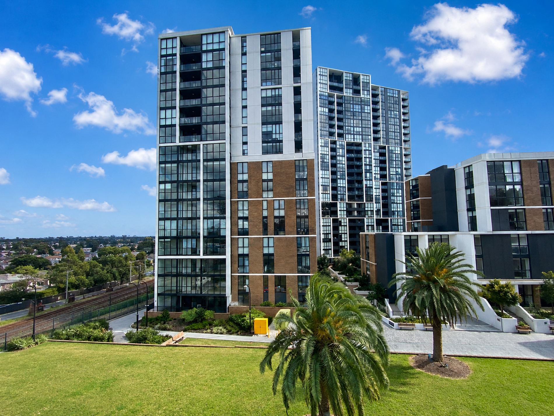 825 / 1 Maple Tree Road, Westmead