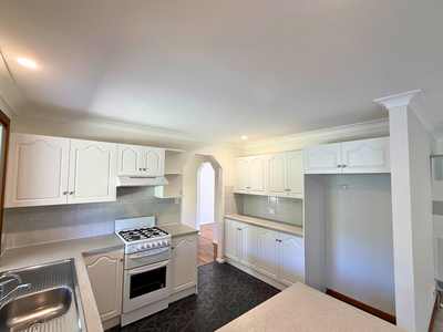 7 Rochester Drive, Salisbury Heights