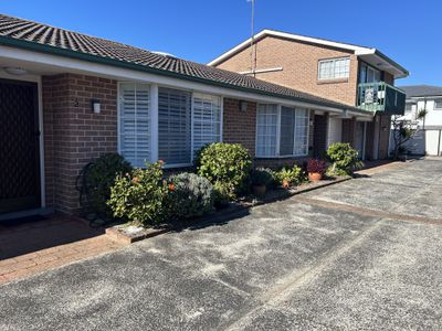 3 / 57-59 Dening Street, The Entrance