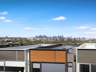 2 / 14 Horizon Drive, Maribyrnong