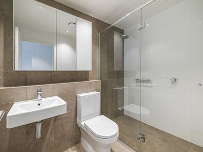 502 / 2 Tiger Way, Claremont