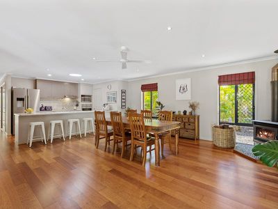 43 The Parkway Place, Mapleton