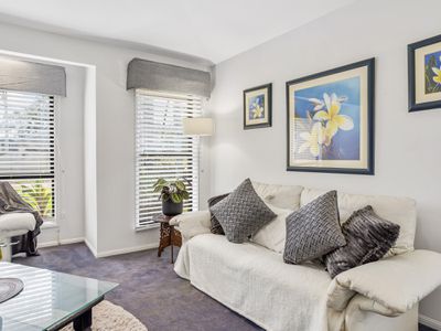 4 Paten Close, Birkdale