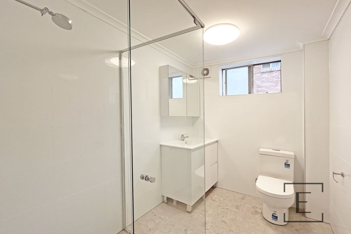 5 / 2 MacIntosh Street, Mascot