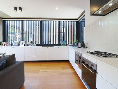 9 / 293-297 Alison Road, Coogee