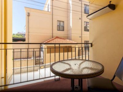 2 / 52 fitzgerald St, Northbridge