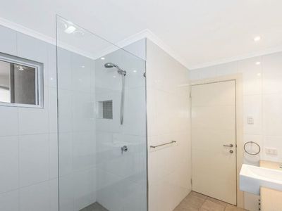 2 / 216 Arcadia Dr, Shoalwater