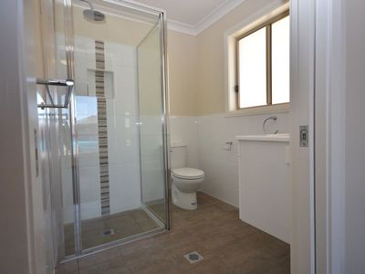 6 Graza Avenue, Dubbo