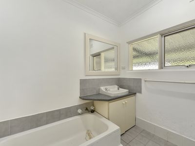 1 Degaris Street, Millicent