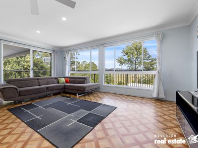 675 Beechwood Road, Beechwood