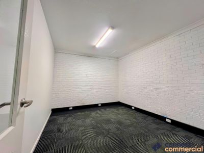 6 / 33 Tallebudgera Creek Road, Burleigh Heads