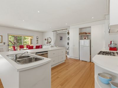 12-14 Wattle Drive, Heathcote