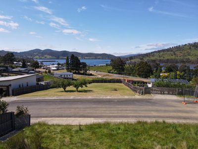 8 Bonnies Way, Port Huon