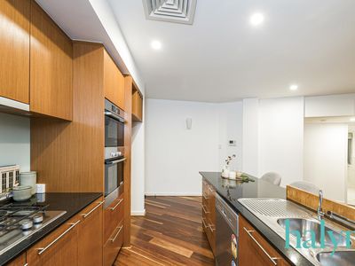 10 / 132 Terrace Road, Perth