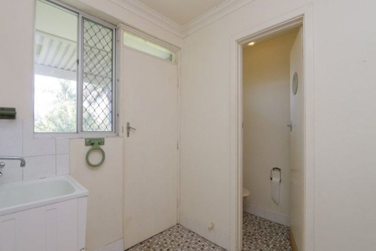 615 Beach Road, Warwick