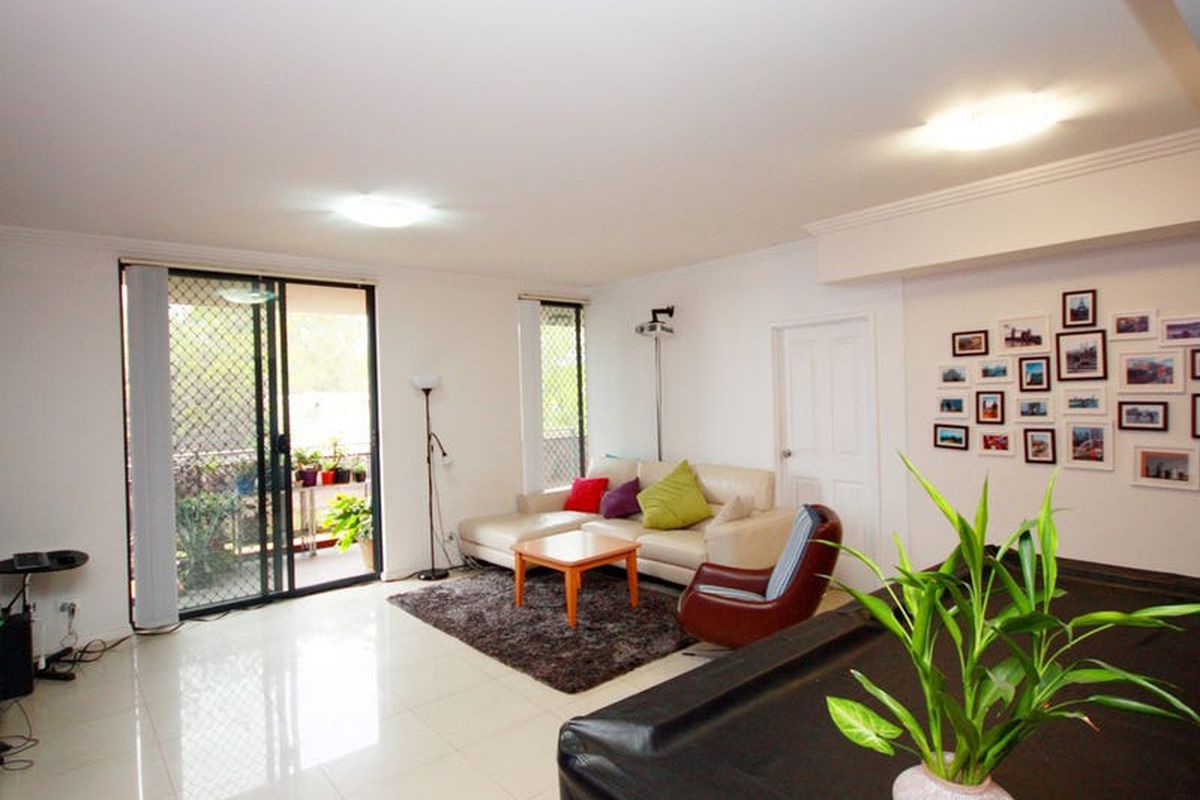 D106 / 27-29 George Street, North Strathfield