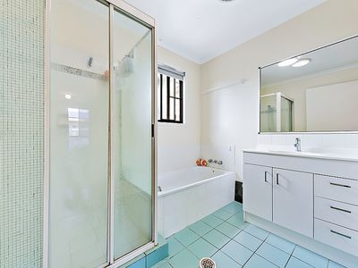 26 South Molle Blvd, Cannonvale