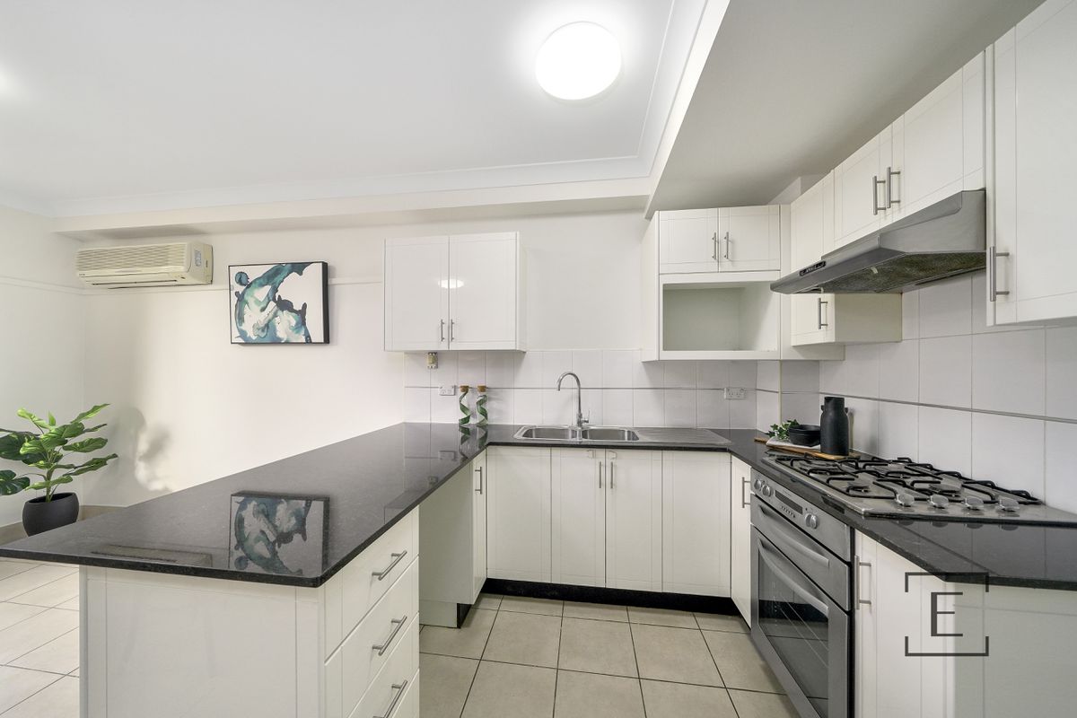 26 / 11 Crane Street, Homebush
